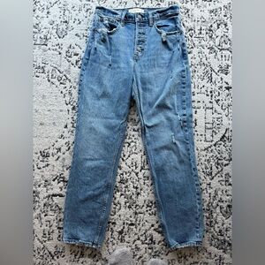 Abercrombie & Fitch Mom High-Rise Blue Jeans